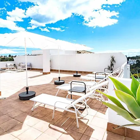 Apartment Altos De Lunymar 1 Estepona